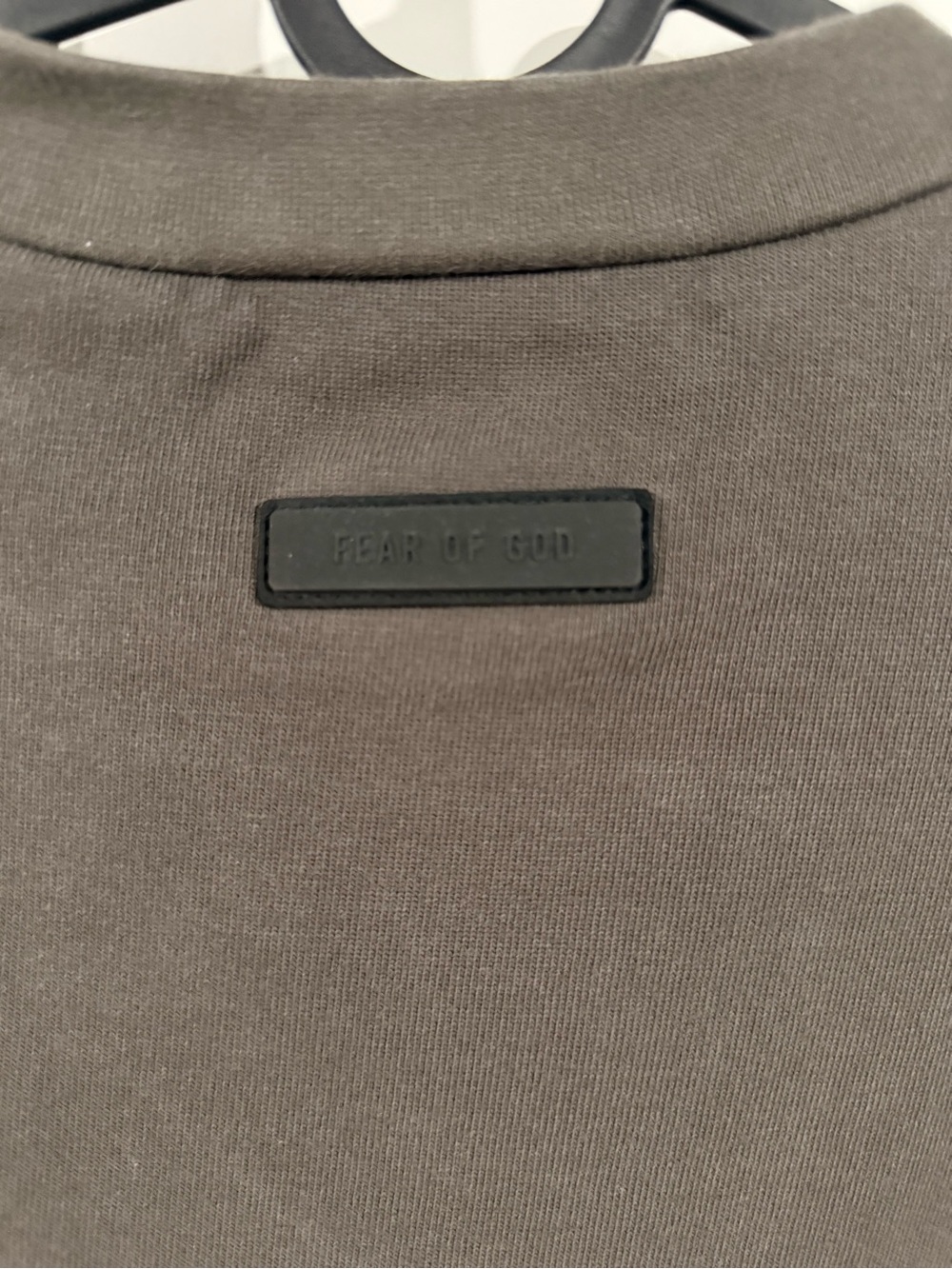Essentials Fear of God size Xtra Small oversized fits like Medium - Picture 3 of 3